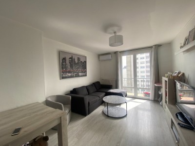 APPARTEMENT T3 A VENDRE - LYON 7EME ARRONDISSEMENT - 57 m2 - 260000 €