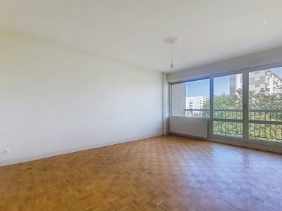 APPARTEMENT T3 A VENDRE - LYON 7EME ARRONDISSEMENT - 67 m2 - 235000€
