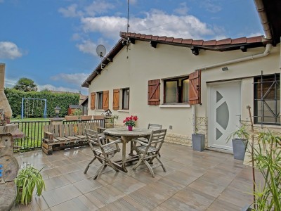 MAISON A VENDRE - PIERRE BENITE - 100 m2 - 390000 €