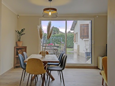 MAISON A VENDRE - PIERRE BENITE - 100 m2 - 390000 €