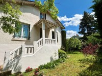 Année 30 A VENDRE - TASSIN LA DEMI LUNE - 196.76 m2 - 890 000 &euro;