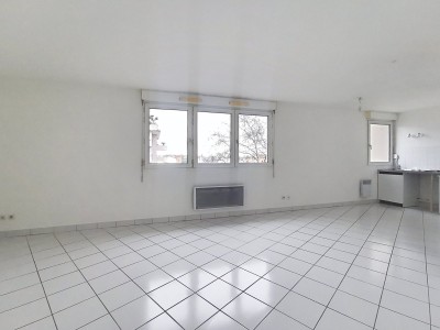 STUDIO A VENDRE - LYON 8EME ARRONDISSEMENT - 34 m2 - 143000€