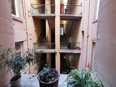 APPARTEMENT T2 - LYON 1ER ARRONDISSEMENT - 48 m2 - VENDU