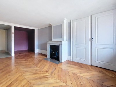 APPARTEMENT T3 A VENDRE - LYON 6EME ARRONDISSEMENT - 70 m2 - 290000€
