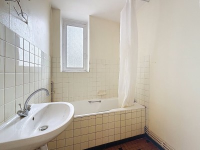 APPARTEMENT T2 A VENDRE - LYON 7EME ARRONDISSEMENT - 56 m2 - 190 000 €