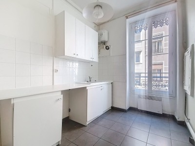 APPARTEMENT T3 A VENDRE - LYON 6EME ARRONDISSEMENT - 84 m2 - 415000€