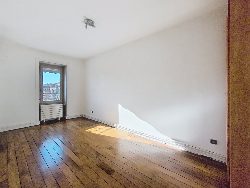 APPARTEMENT T3 A VENDRE - LYON 6EME ARRONDISSEMENT - 67 m2 - 350�000�&euro;