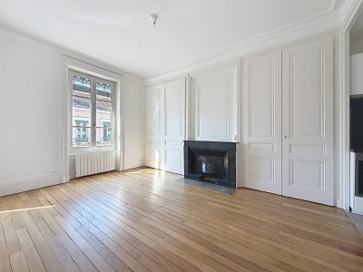 APPARTEMENT T3 A VENDRE - LYON 6EME ARRONDISSEMENT - 62.89 m2 - 325 000 &euro;