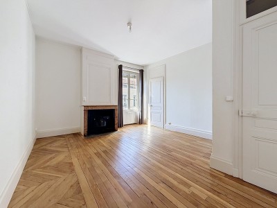 APPARTEMENT T3 A VENDRE - LYON 6EME ARRONDISSEMENT - 62.89 m2 - 325 000 &euro;