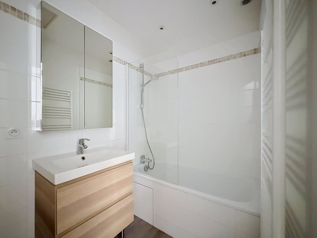 APPARTEMENT T3 A VENDRE - LYON 6EME ARRONDISSEMENT - 62.89 m2 - 325 000 &euro;