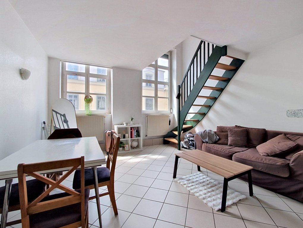 APPARTEMENT T3 A VENDRE - LYON 6EME ARRONDISSEMENT - 52.5 m2 - 340 000 &euro;