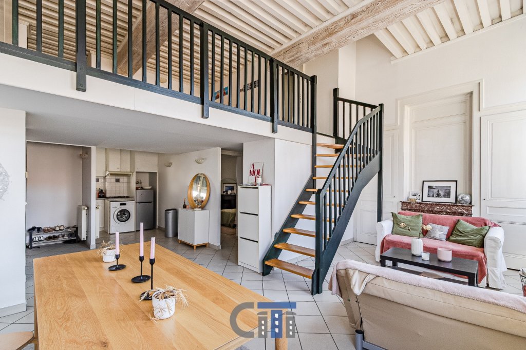 APPARTEMENT T3 A VENDRE - LYON 6EME ARRONDISSEMENT - 63.3 m2 - 329 000 &euro;