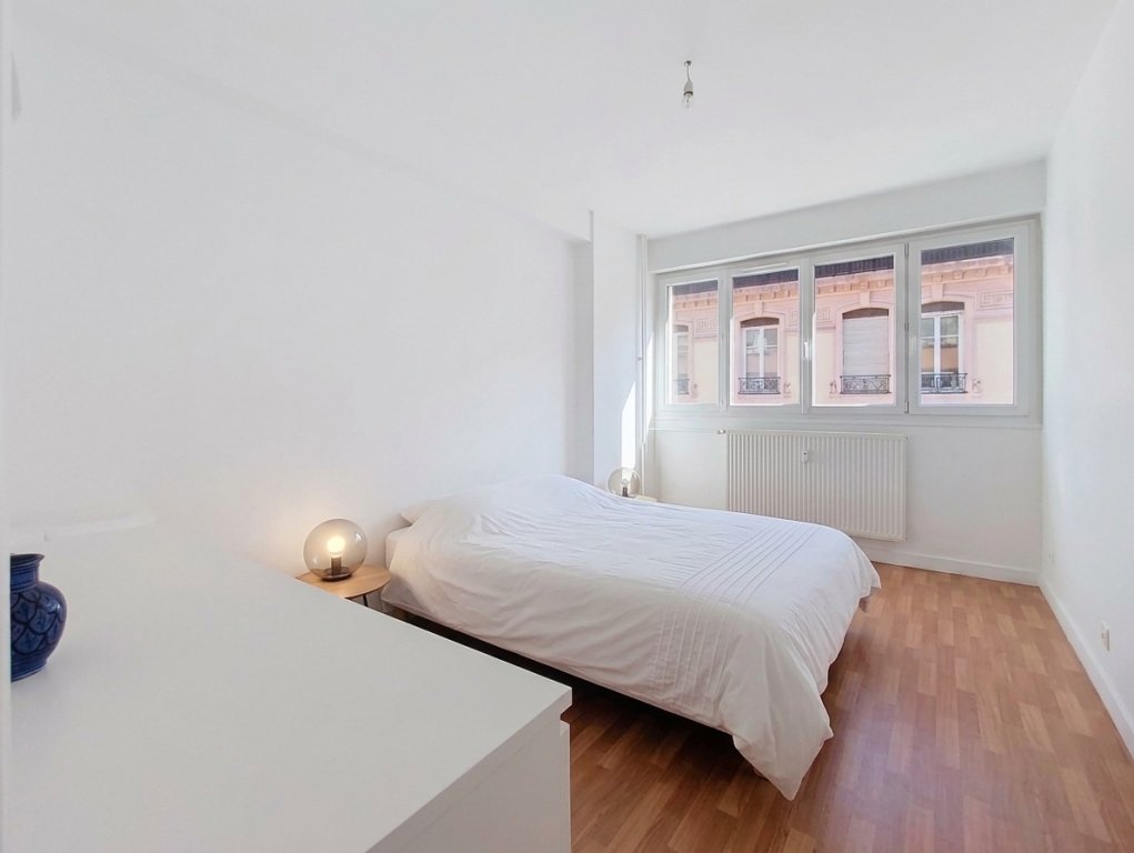 APPARTEMENT T3 A VENDRE - LYON 6EME ARRONDISSEMENT - 53.72 m2 - 345 000 &euro;