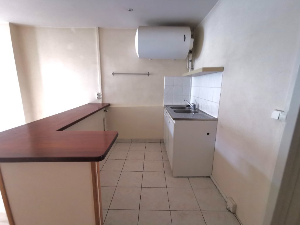 APPARTEMENT T3 - LYON 7EME ARRONDISSEMENT - 65 m2 - VENDU