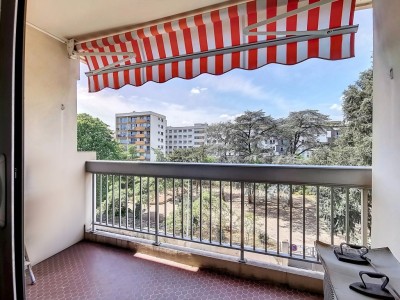 APPARTEMENT T3 A VENDRE - LYON 7EME ARRONDISSEMENT - 77 m2 - 320000€