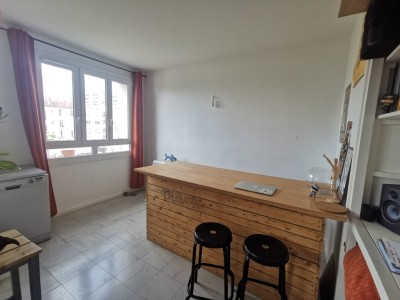 APPARTEMENT T3 - LYON 8EME ARRONDISSEMENT - 73 m2 - VENDU