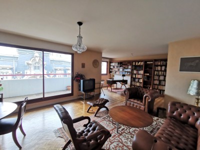 APPARTEMENT T4 A VENDRE - LYON 7EME ARRONDISSEMENT - 117 m2 - 560000€