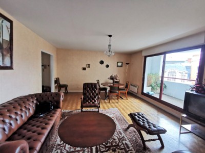 APPARTEMENT T4 A VENDRE - LYON 7EME ARRONDISSEMENT - 117 m2 - 560000€