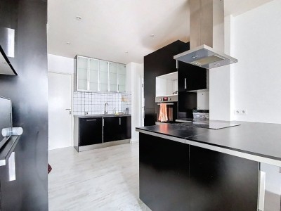 APPARTEMENT T4 A VENDRE - VILLEURBANNE - 79 m2 - 325000€