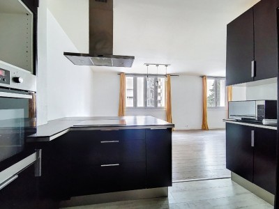 APPARTEMENT T4 A VENDRE - VILLEURBANNE - 79 m2 - 325000€