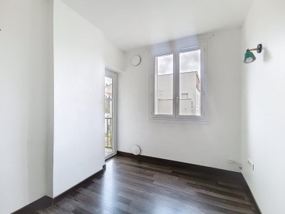 APPARTEMENT T4 A VENDRE - VILLEURBANNE - 79 m2 - 325000€