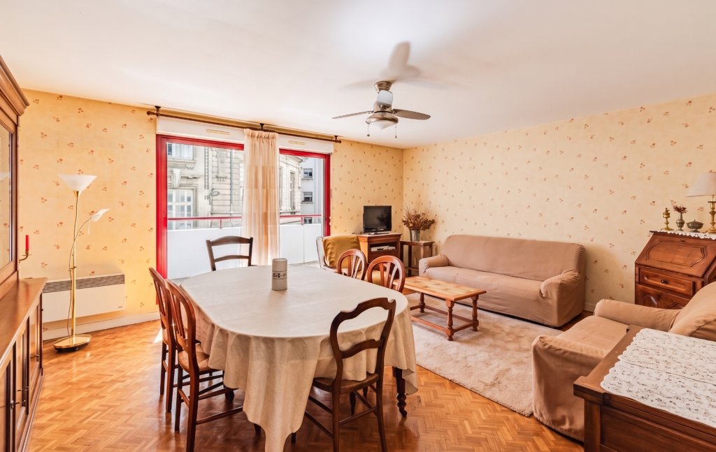 APPARTEMENT T5 A VENDRE - LYON 7EME ARRONDISSEMENT - 112 m2 - 450 000 &euro;